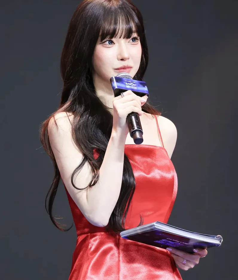 연상연하 커플 분위기 이미지