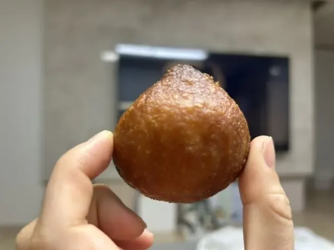 아침 시간 베이커리 대기줄