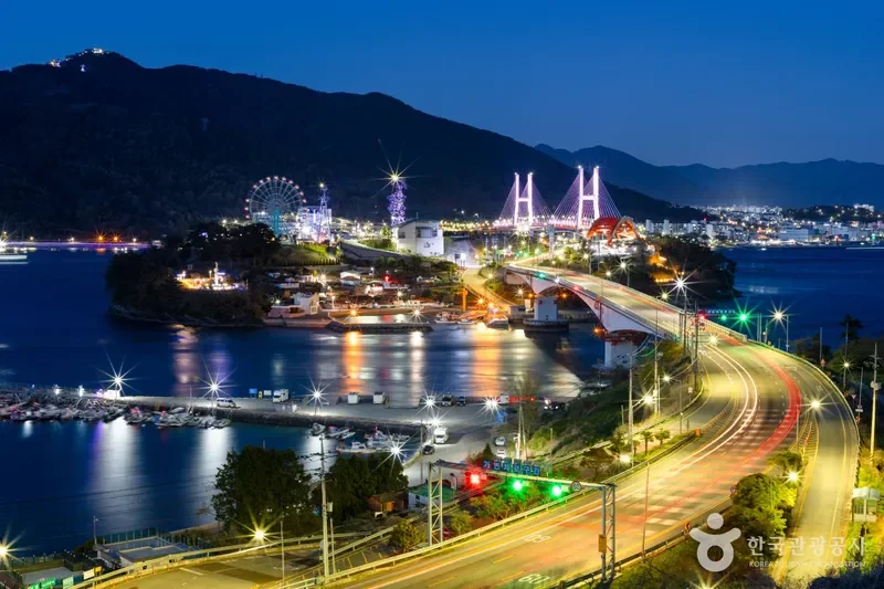 부산 해안 드라이브 봄풍경