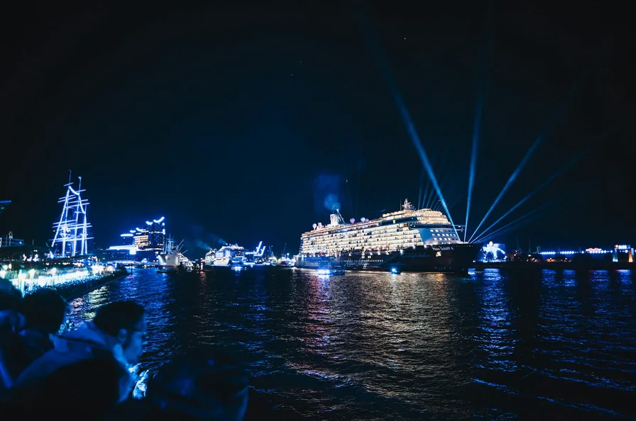 전지현 한불수교 행사룩 포인트와 실용 코디법 11 셀러브리티 도착 사진