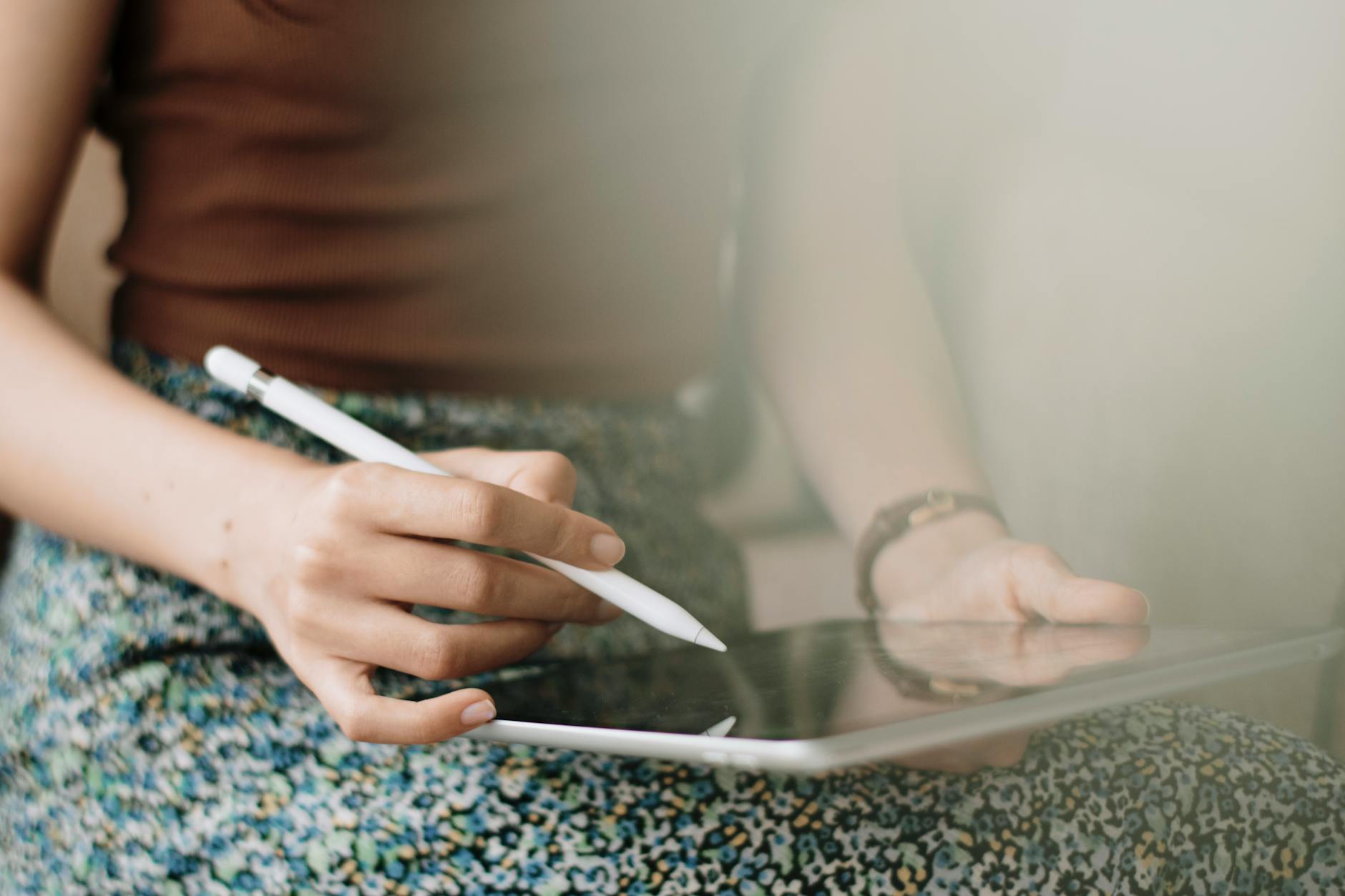 태블릿 체크리스트 이미지