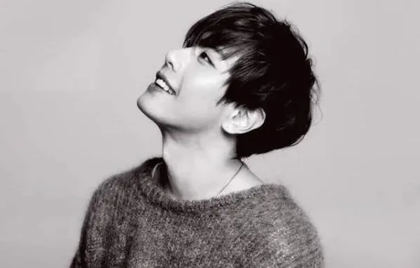 떼창으로 하나 되는 객석