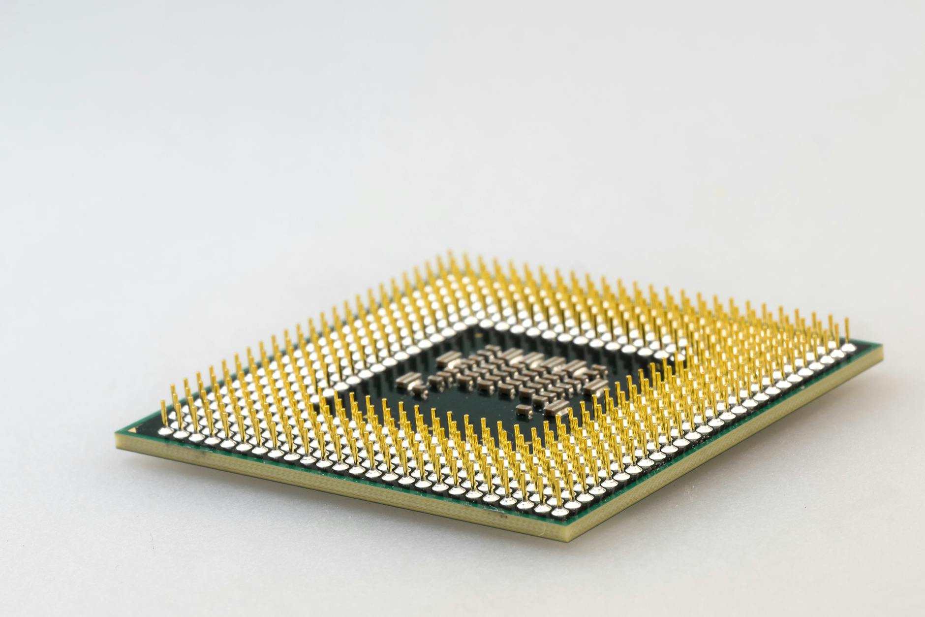 무료게임사이트 이용 전 게임 장비 호환성 2026년 주의사항 3 CPU GPU 램 부품