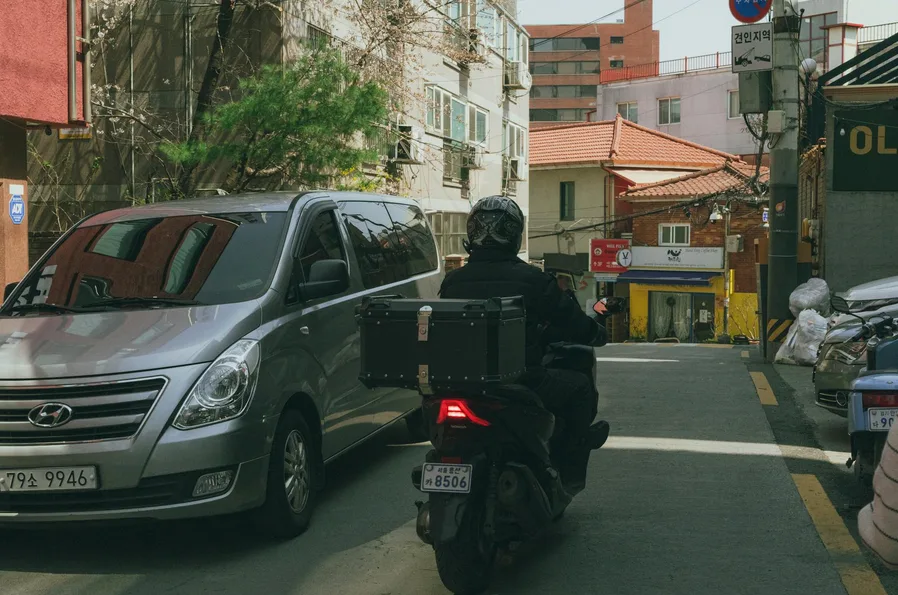 배달 스쿠터 도시