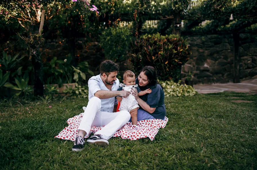 4월8일 석촌호수 벚꽃 지금 만개 여부와 혼잡 정보 6 잔디밭 피크닉 전경