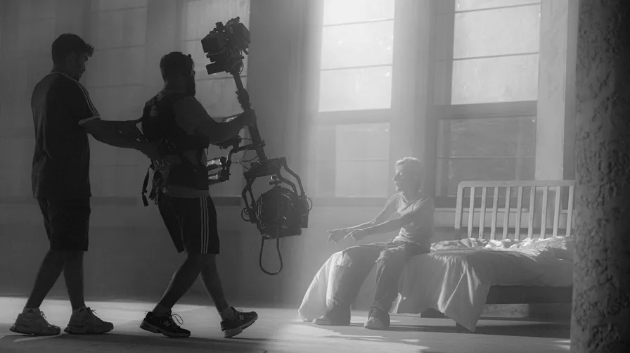 배우 하지수 프로필과 최근 MV 출연 정리 5 현장 스태프 촬영 비하인드