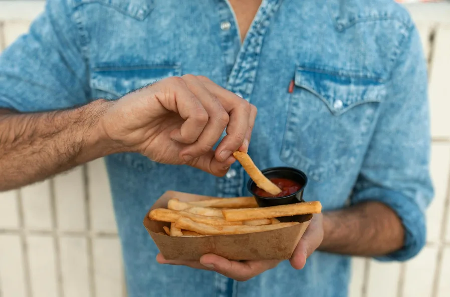 롯데리아 디진다돈까스 맵기 비교와 먹는 꿀팁 11 감자튀김과 케첩