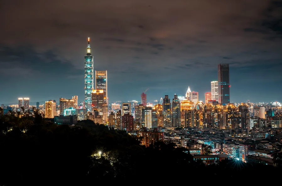 강동헤리티지자이 최근 실거래가와 분양가 분석 1 강동구 일대 스카이라인 전경