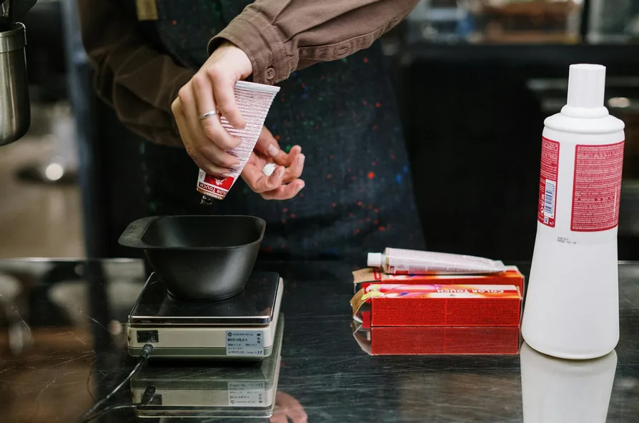 한소희 단발 논란이 가르쳐준 단발 전 필수 체크 7 헤어 제품과 도구