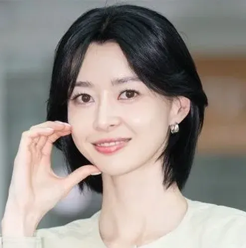 호이안 거리에서 찍은 여행 화보 느낌