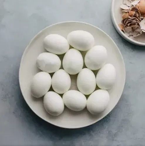 아침 식사용 계란과 타이머