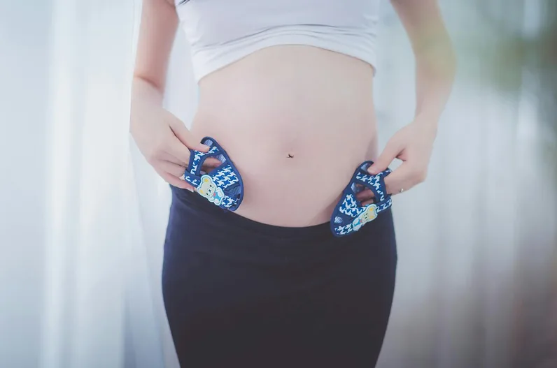 둘째 임신 소식이 전해진 배우의 따뜻한 분위기