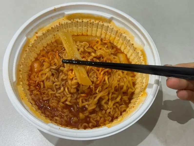 왕뚜껑 라볶이 내돈내산 후기 토핑 조합까지 정리