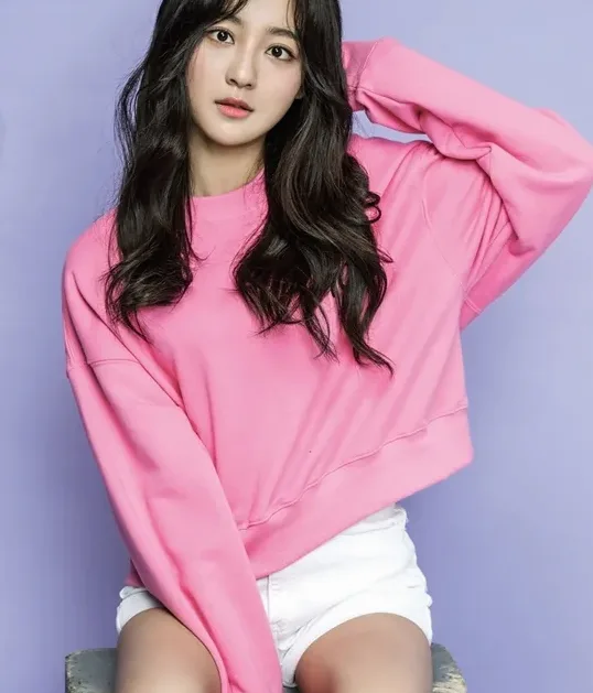 한국 드라마 출연작 느낌의 콜라주