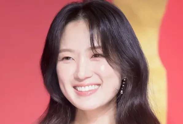 한국 저수지 괴담 분위기