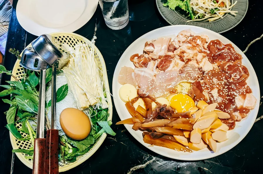 부대찌개 식당 메뉴판 예시