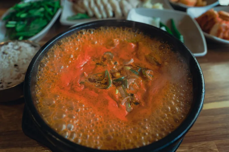 봄나물 무침 양념장 재료 모습