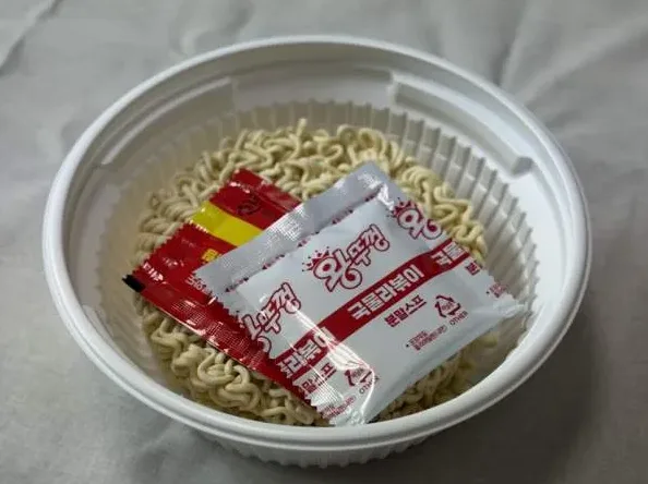 떡 치즈 계란 토핑 재료들