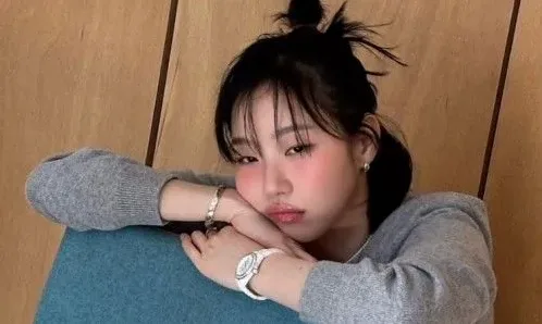 긴 곱슬머리 클로즈업