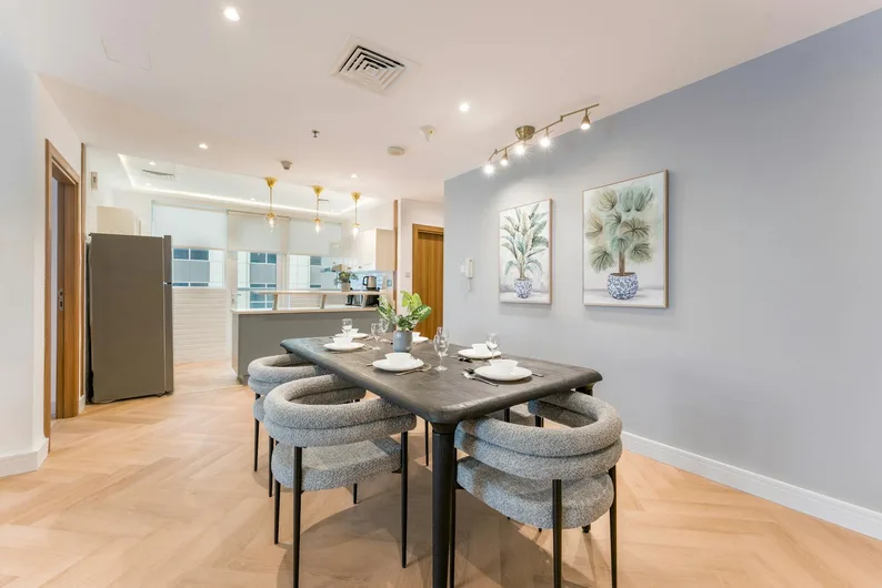 고급 아파트 로비 내부