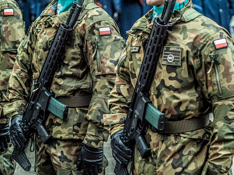 사냥개들 시즌3 나올까 결말 쿠키 떡밥 정리 5 군인 작전 인물 이미지