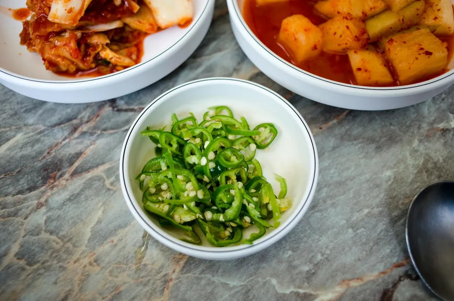 매운맛 중화 식단 이미지