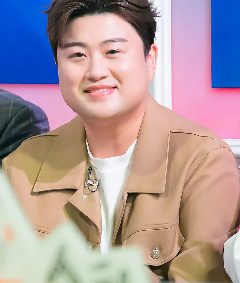 추억과 그리움이 겹쳐지는 풍경 이미지