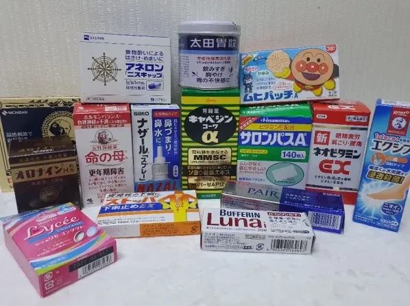 일본 직구 포장 박스와 파스 구성