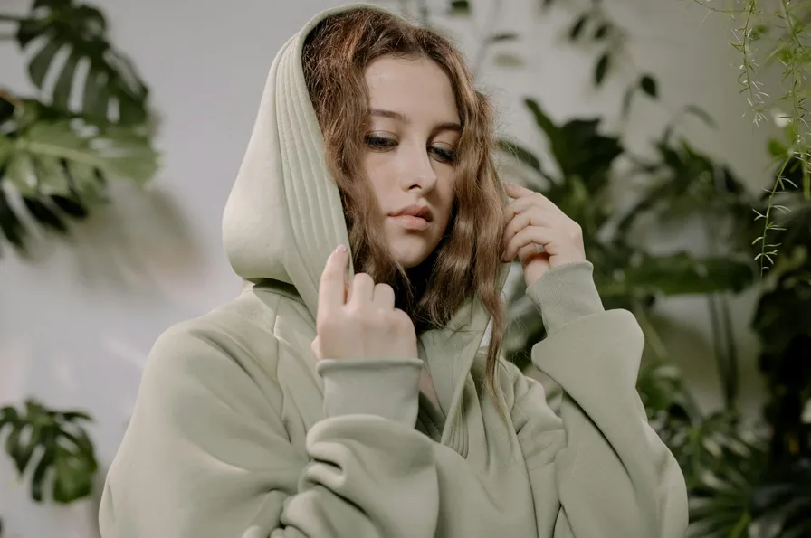 오버사이즈 후디 스타일 예시