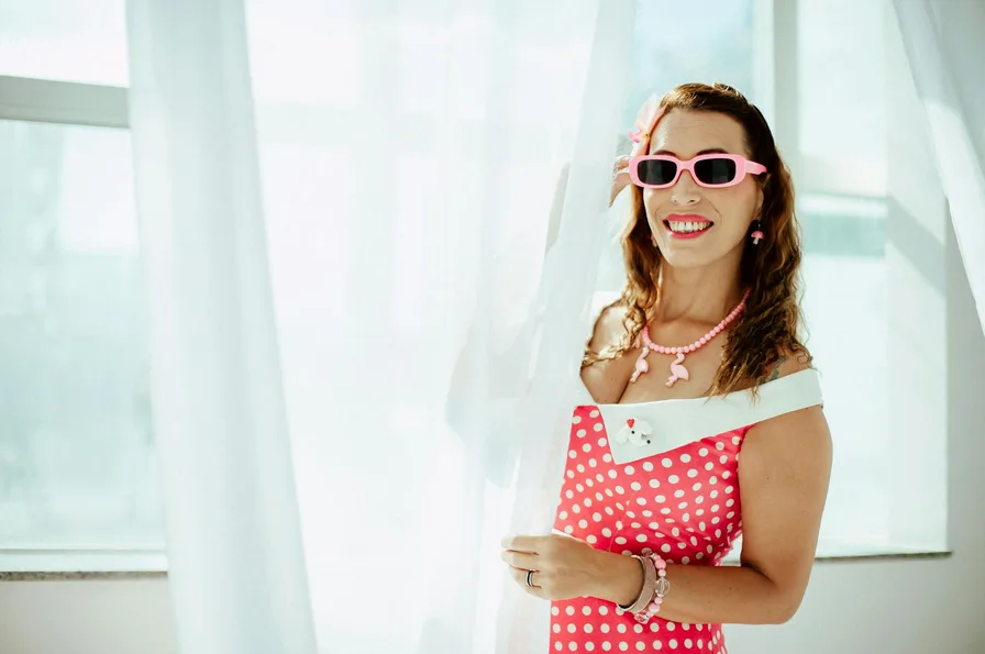 발렌티노로 본 고현정의 50대 핑크 공항룩 3 핑크 선글라스 스타일