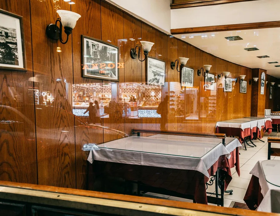 소규모 식당 내부