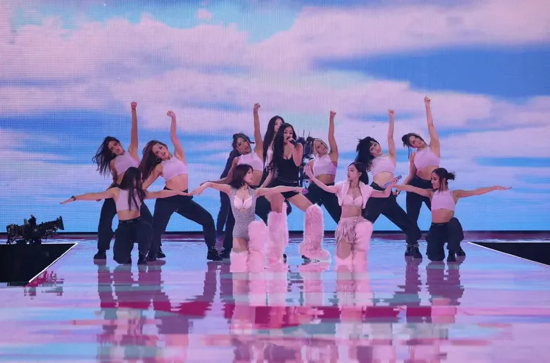 레이스 시스루 화보 디테일