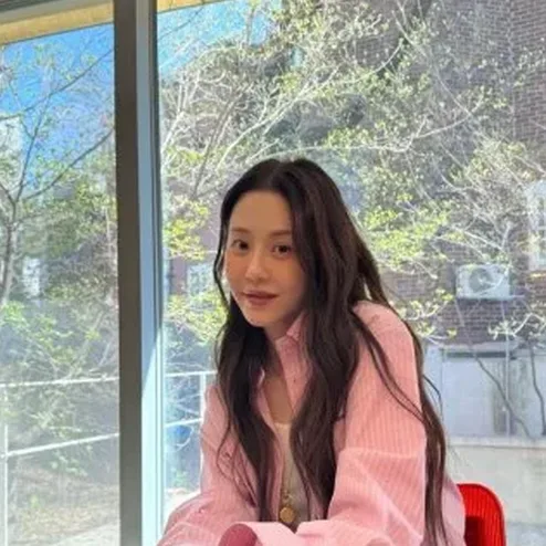고현정 봄맞이 핑크 셔츠 브랜드와 코디 포인트 정리 5 봄 셔츠 코디 비율 예시