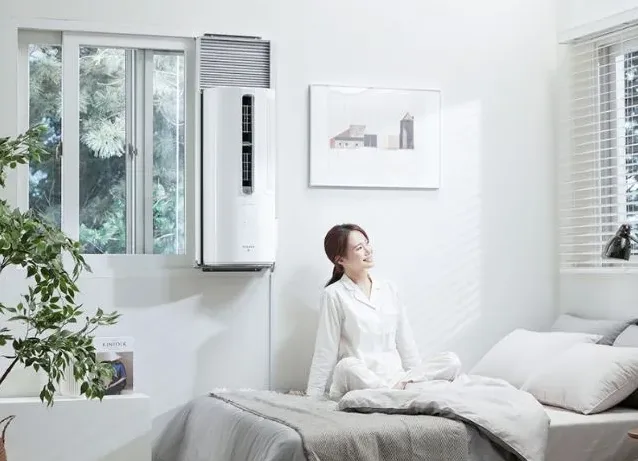 엘지에어컨2IN1 설치 전 확인할 것과 이전설치 비용 정리 3 에어컨 설치 전 실측하는 모습