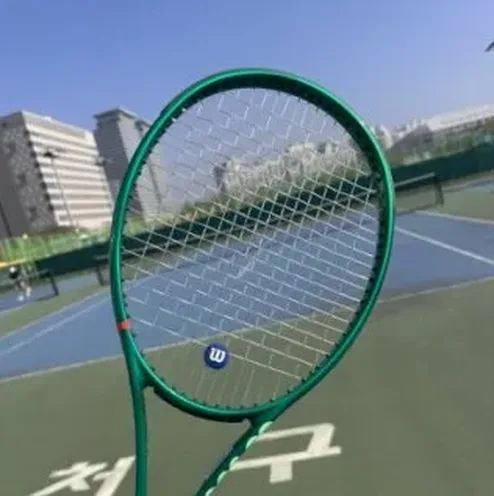 포핸드 스윙 장면