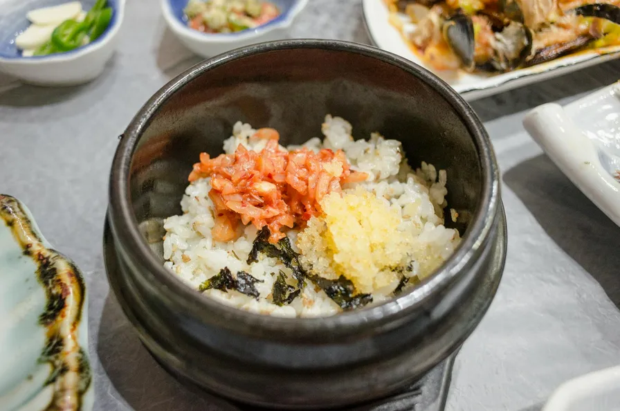 전통 부대찌개 상차림