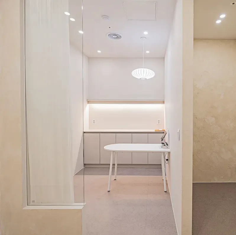 왁싱 예약 전 상담 장면